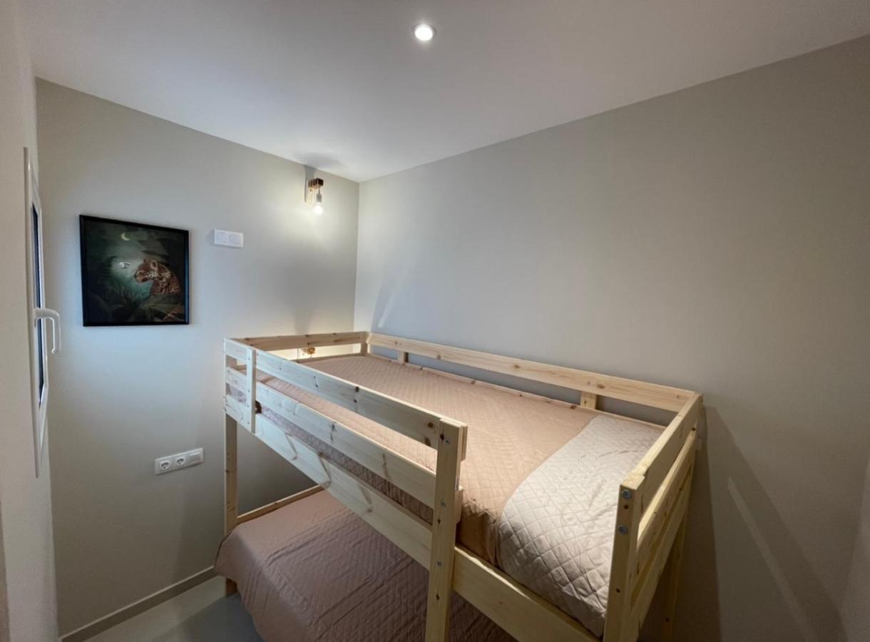 Agora Luxury Apartment 3 Loutraki  Bagian luar foto